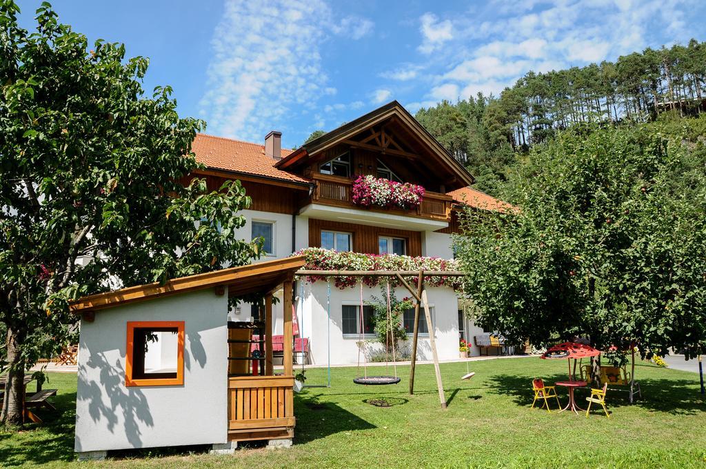 Ferienwohnung Gundolf Christine Arzl im Pitztal Pokoj fotografie
