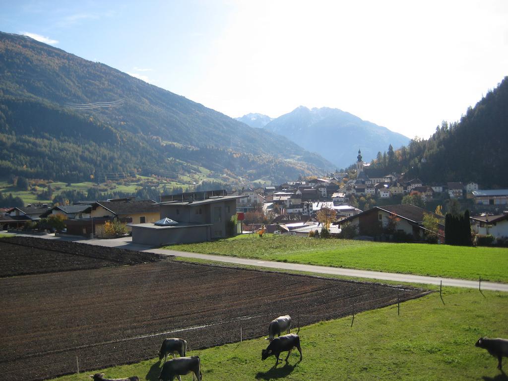 Ferienwohnung Gundolf Christine Arzl im Pitztal Pokoj fotografie