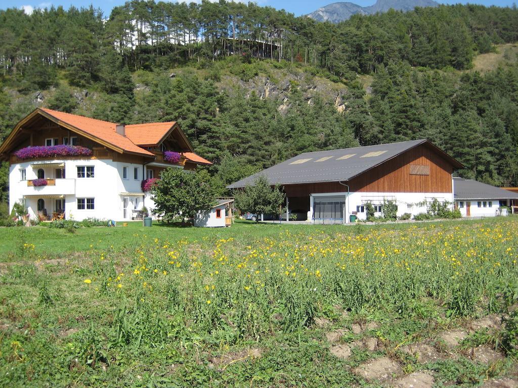 Ferienwohnung Gundolf Christine Arzl im Pitztal Pokoj fotografie